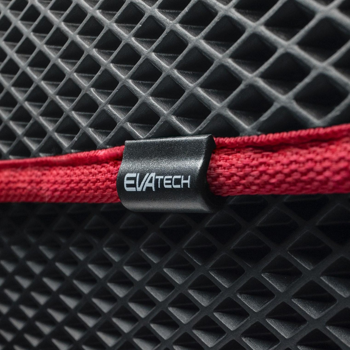 EVAtech Trunk Organizer PRO L 32x75x30 cm - black / red edges EVAtech Trunk Organizer PRO L 32x75x30 cm - black / red edges