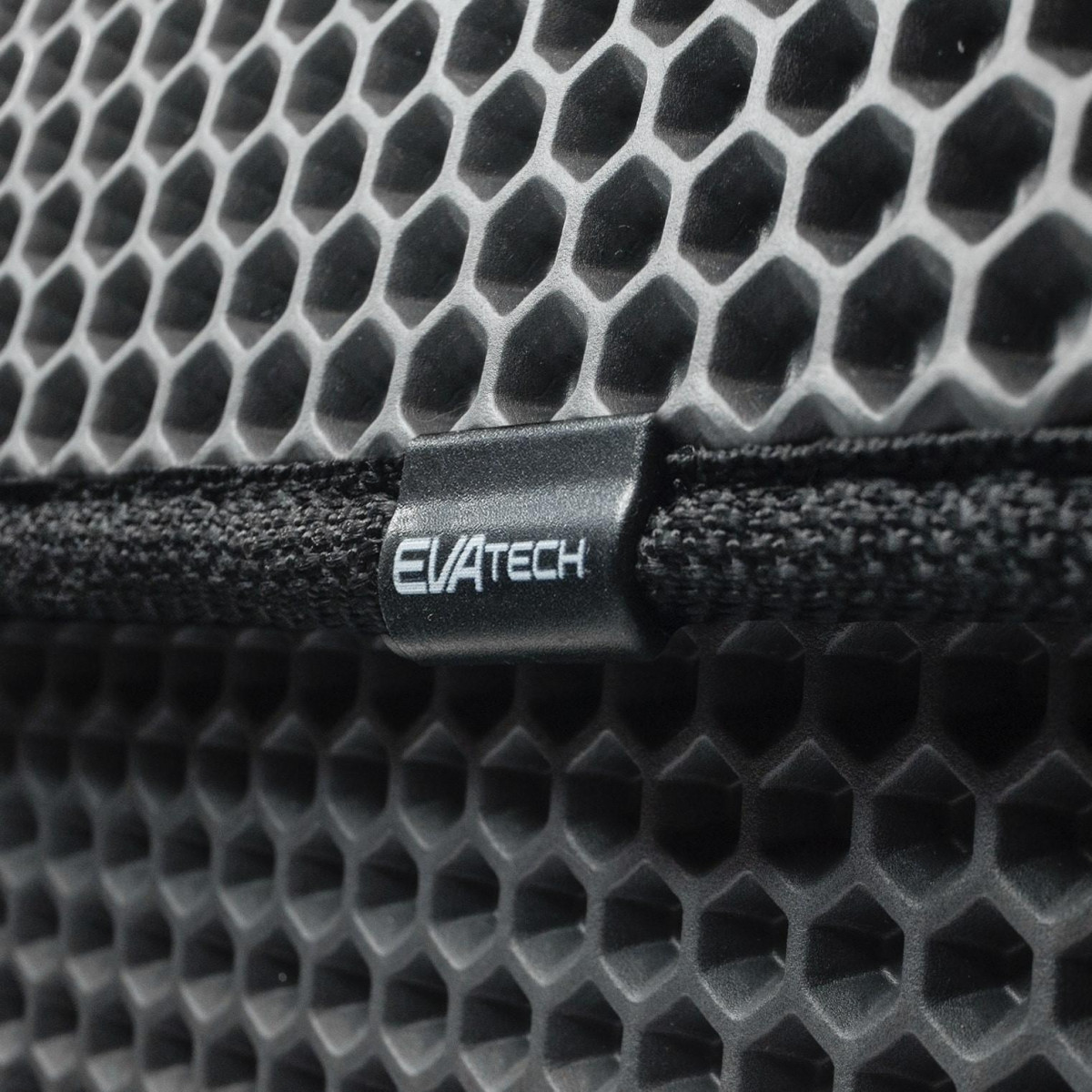 EVAtech Trunk Organizer PRO XL 32x100x30 cm - black / black edges EVAtech Trunk Organizer PRO XL 32x100x30 cm - black / black edges