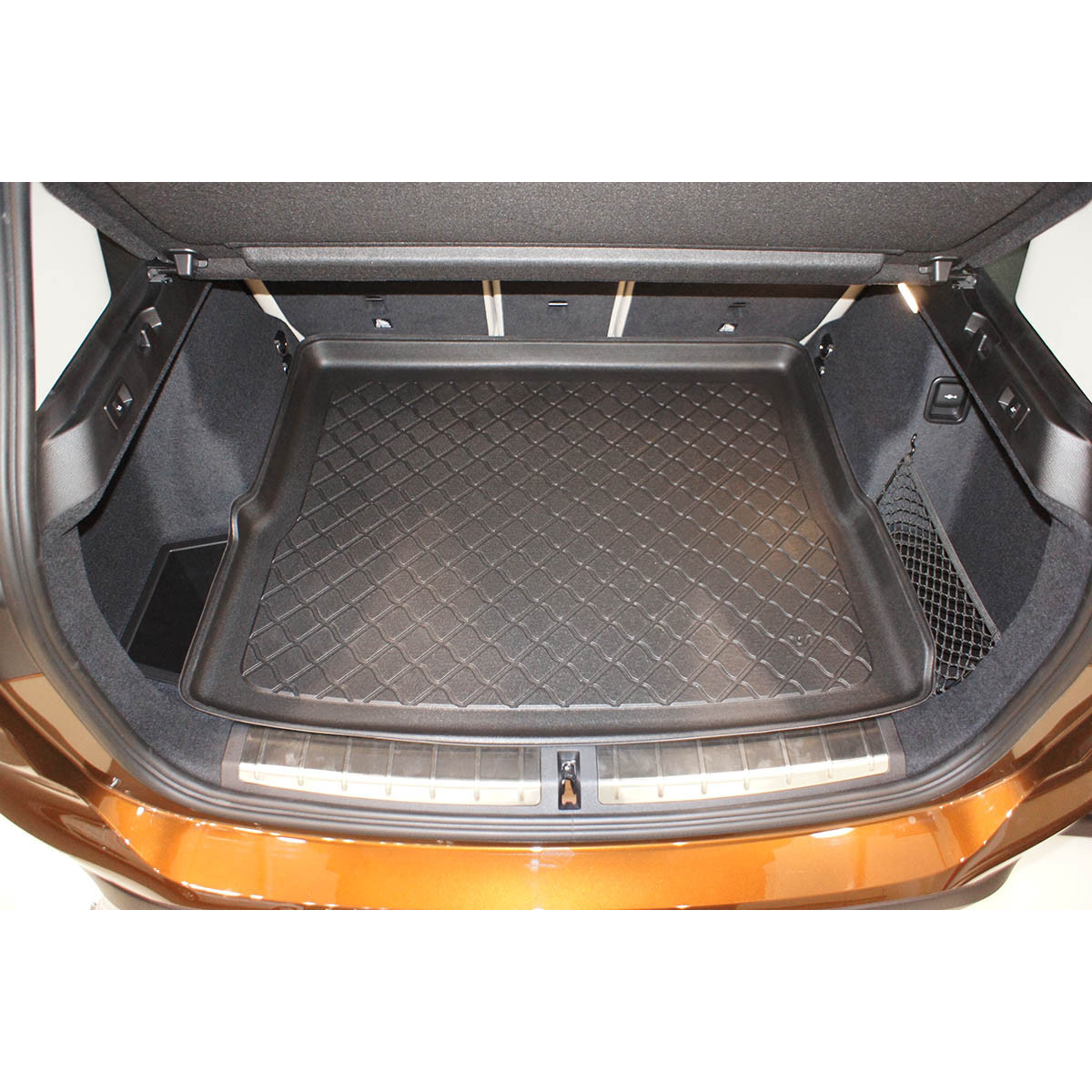 Trunk mat BMW X1 (F48) not for Plug-in Hybrid 2015-2022 (rear seats are not sliding forward and backward)