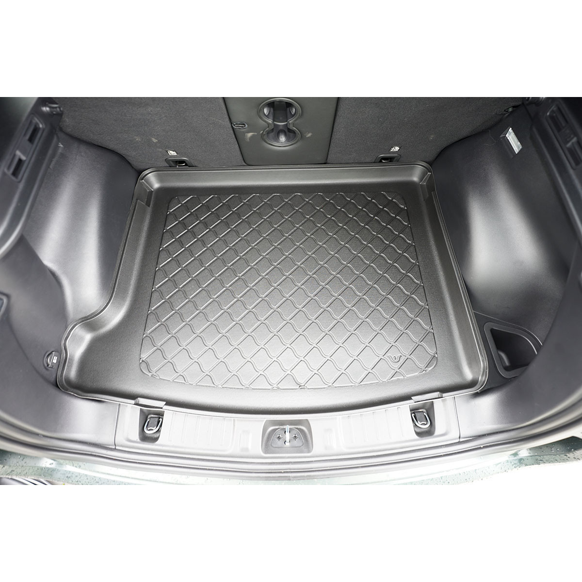 Trunk mat Jeep Compass from 2020 (upper part) Trunk mat Jeep Compass from 2020 (upper part)