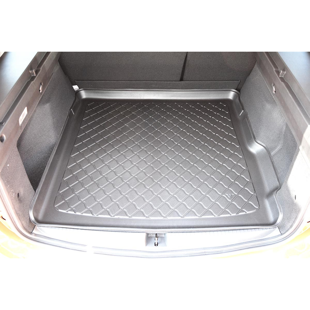 Trunk mat Dacia Duster from 2018 (4WD) Trunk mat Dacia Duster from 2018 (4WD)