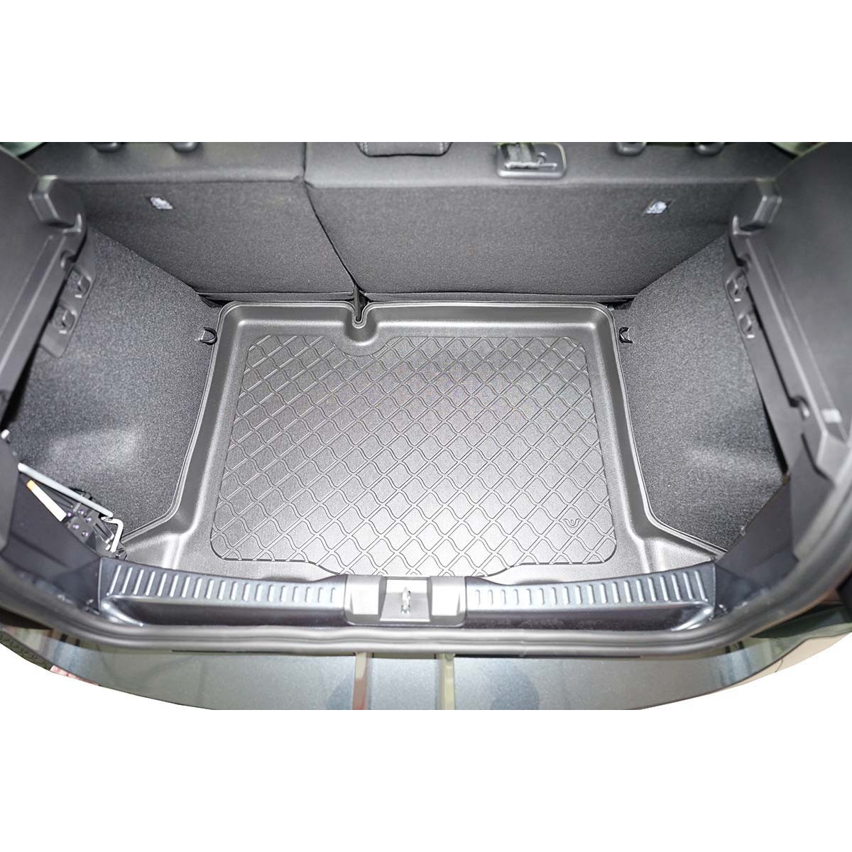 Trunk mat Dacia Sandero Stepway Hatchback from 2021 (bottom part) Trunk mat Dacia Sandero Stepway Hatchback from 2021 (bottom part)