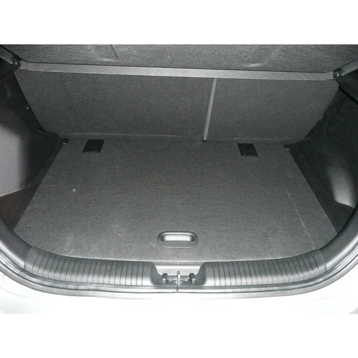 Trunk mat Hyundai ix20 from 2010 (upper part) Trunk mat Hyundai ix20 from 2010 (upper part)