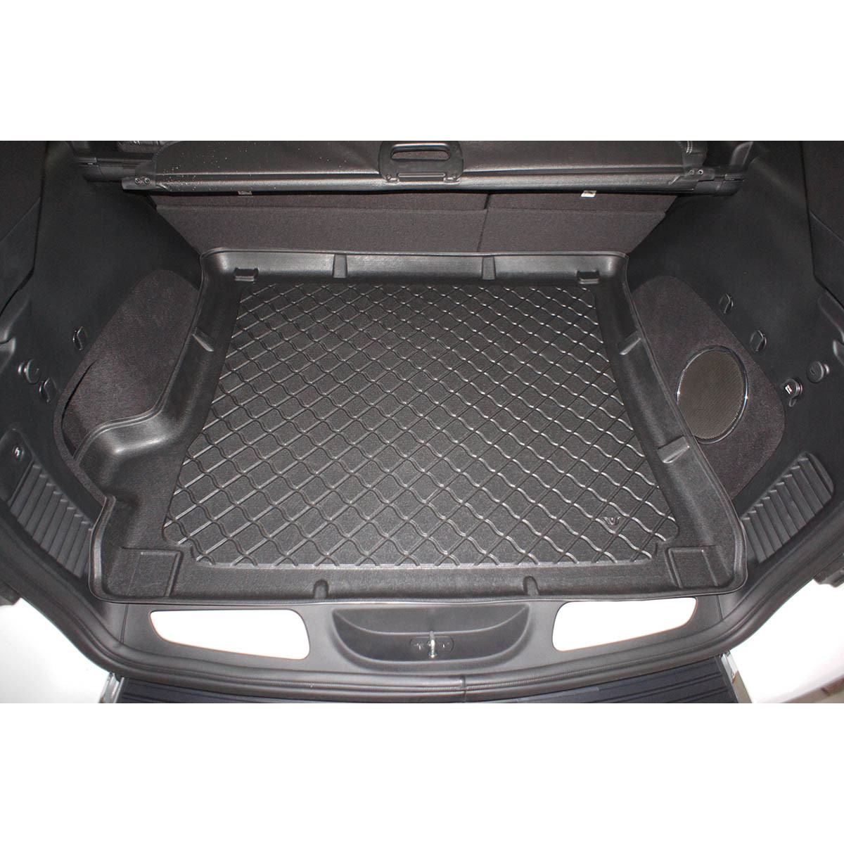Trunk mat Jeep Grand Cherokee from 2010 Trunk mat Jeep Grand Cherokee from 2010