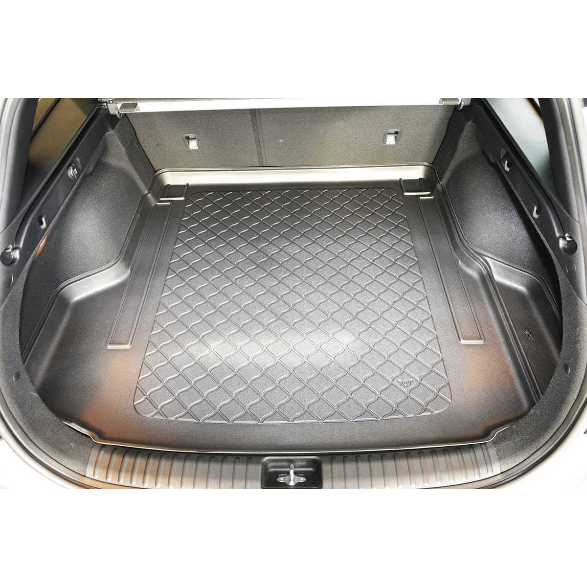 Trunk mat Kia Ceed SW from 2018 (not for Plug-in Hybrid) Trunk mat Kia Ceed SW from 2018 (not for Plug-in Hybrid)
