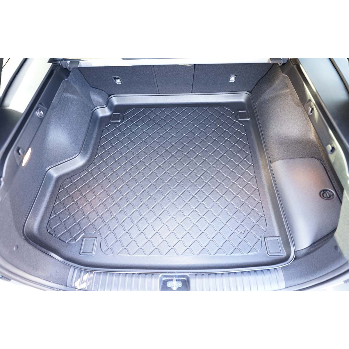 Trunk mat Kia Ceed SW Plug-in Hybrid from 2020 Trunk mat Kia Ceed SW Plug-in Hybrid from 2020