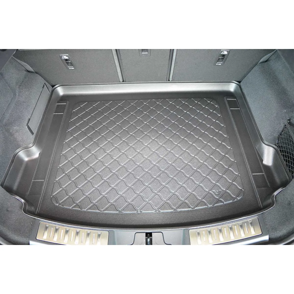 Trunk mat Land Rover Range Rover Evoque Plug-in Hybrid from 2019 Trunk mat Land Rover Range Rover Evoque Plug-in Hybrid from 2019