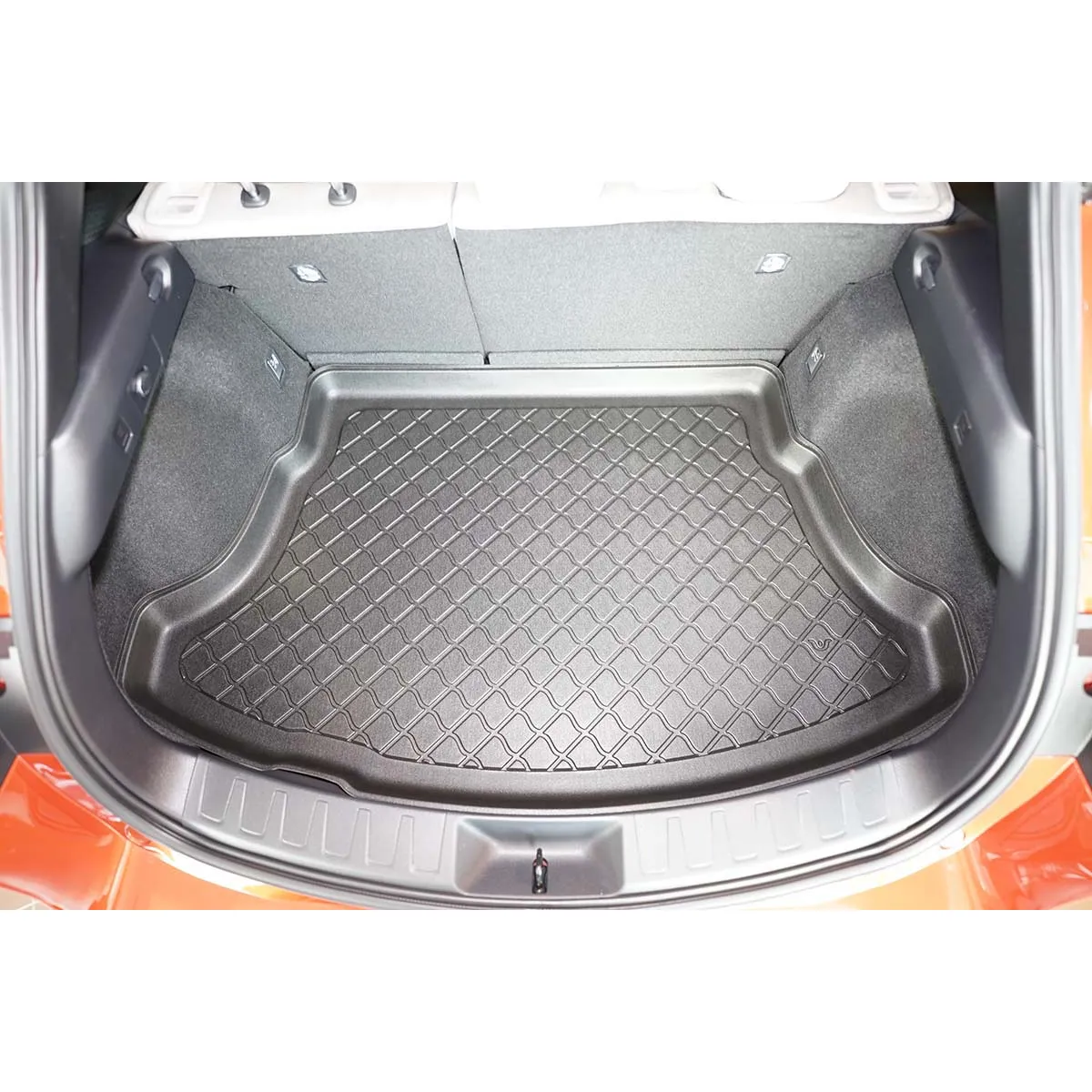 Trunk mat Lexus UX 200 from 2020 (not for Hybrid UX250) Trunk mat Lexus UX 200 from 2020 (not for Hybrid UX250)