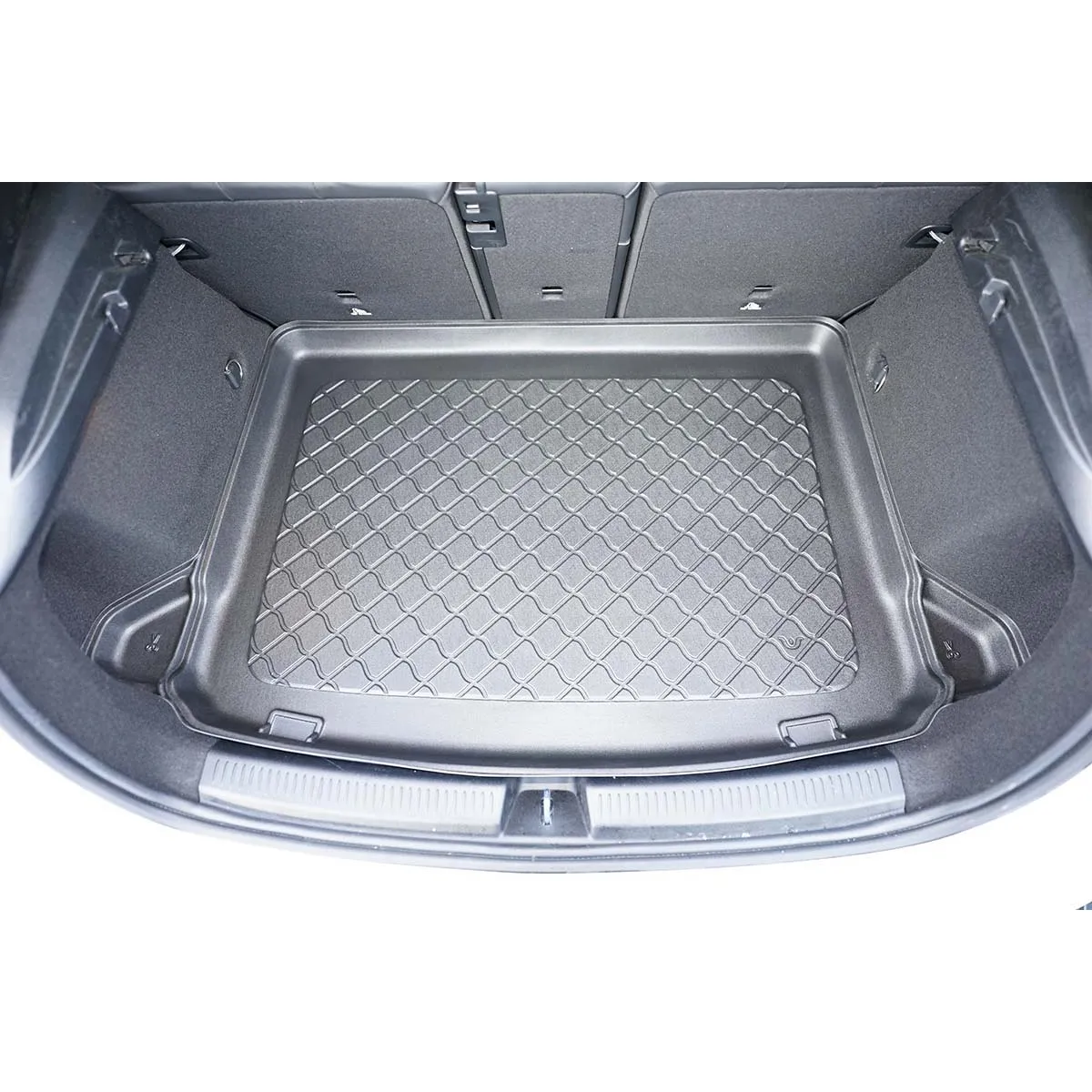 Trunk mat Mercedes A-class W177 (250 e) Plug-in Hybrid from 2019 (Hatchback) Trunk mat Mercedes A-class W177 (250 e) Plug-in Hybrid from 2019 (Hatchback)