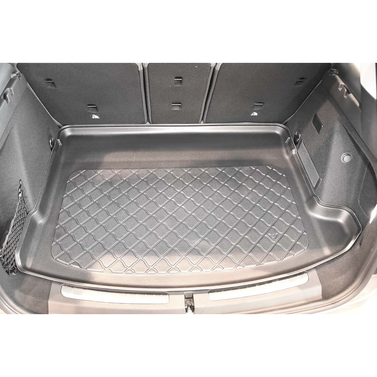 Trunk mat Mini Cooper SE Countryman ALL4 plug-in hybrid from 2017 (upper part) Trunk mat Mini Cooper SE Countryman ALL4 plug-in hybrid from 2017 (upper part)