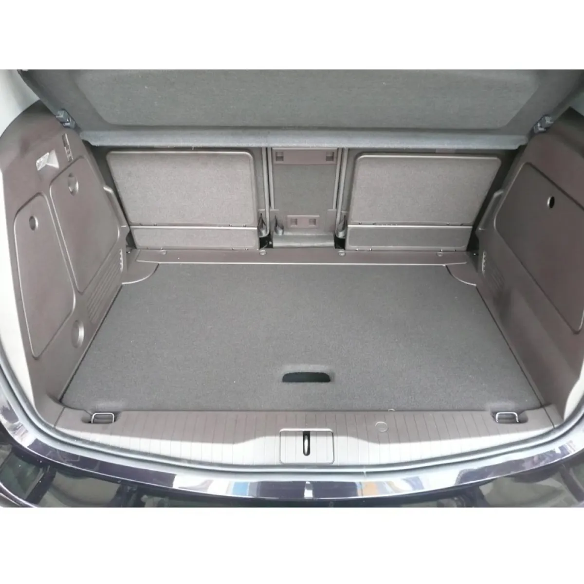 Trunk mat Opel Meriva B 2010-2017 (upper part) Trunk mat Opel Meriva B 2010-2017 (upper part)
