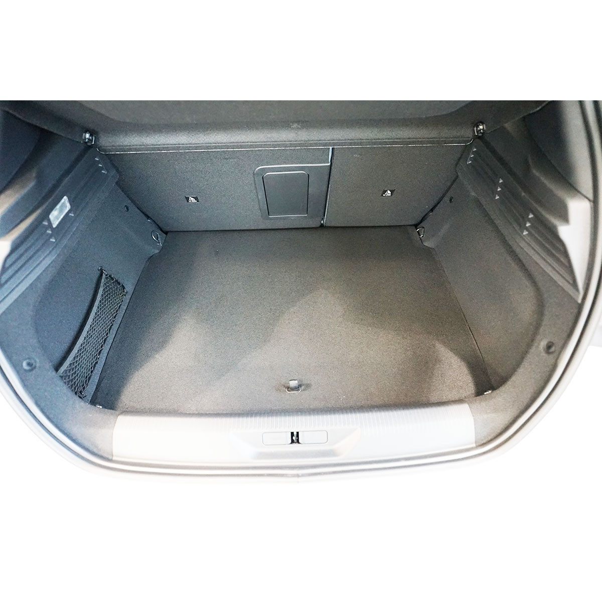 Trunk mat Peugeot 308 Plug-in Hybrid Hatchback from 2021 Trunk mat Peugeot 308 Plug-in Hybrid Hatchback from 2021