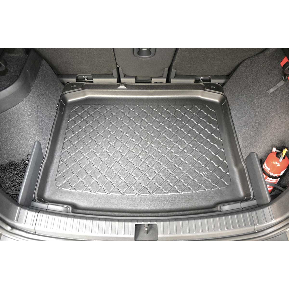 Trunk mat Skoda Karoq from 2017 (bottom part, version with non-standard spare wheel) Trunk mat Skoda Karoq from 2017 (bottom part, version with non-standard spare wheel)