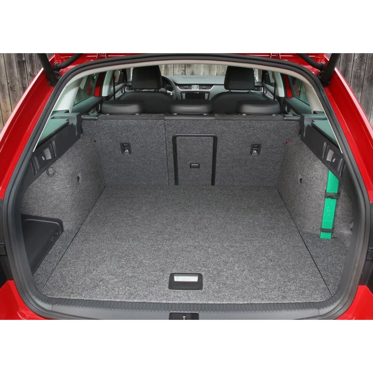 Trunk mat Skoda Octavia Station Wagon 2013-2020 (upper part) Trunk mat Skoda Octavia Station Wagon 2013-2020 (upper part)