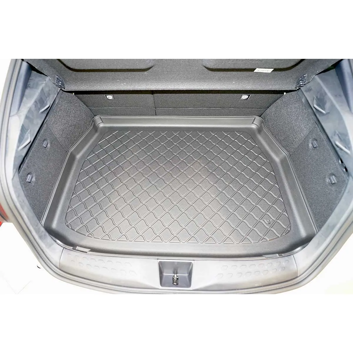 Trunk mat Toyota C-HR Hybrid 2.0 Dynamic Force from 2019 Trunk mat Toyota C-HR Hybrid 2.0 Dynamic Force from 2019
