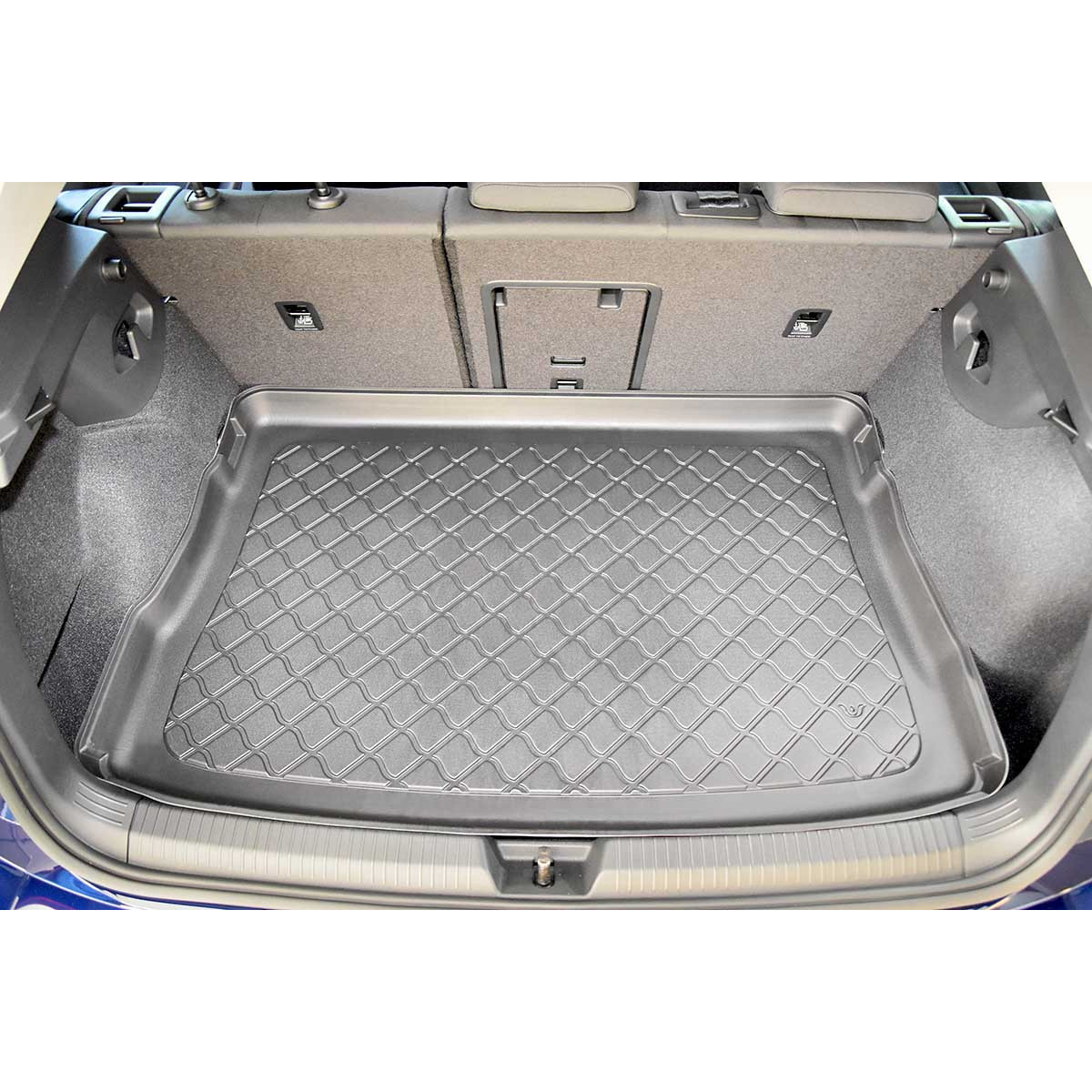 Trunk mat Volkswagen Golf VIII Hatchback from 2019 (upper part) Trunk mat Volkswagen Golf VIII Hatchback from 2019 (upper part)