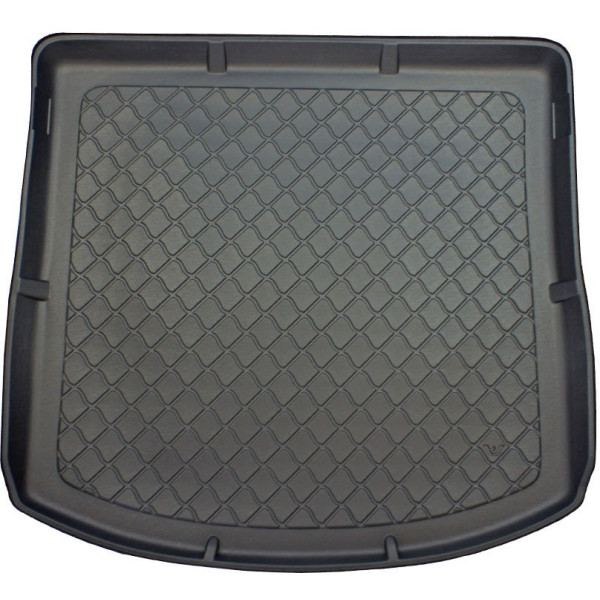 Trunk mat Volkswagen Touran 2010-2015 (7 places / 3rd row lowered)