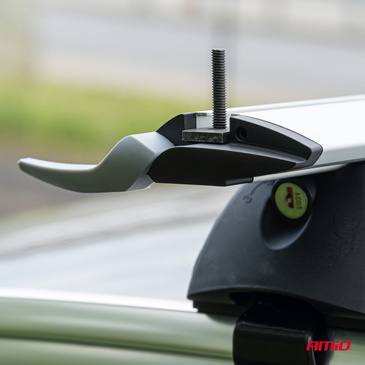 Roof bars, aluminum, for integrated rails 135 cm CRR-04 AMIO-03152