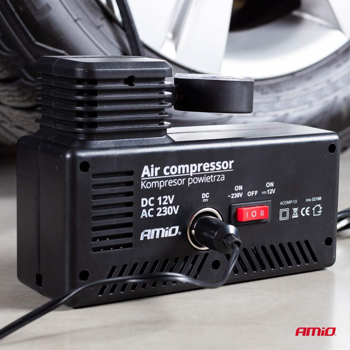 Car compressor 12V / 230V, AMIO-02188