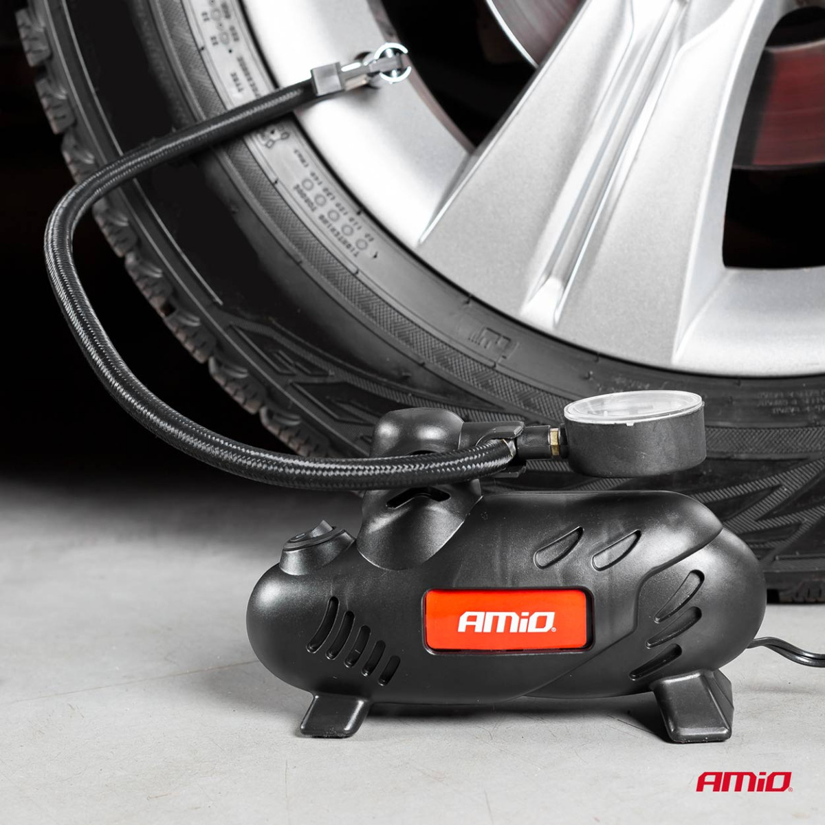 Car air compressor with LED lighting 12V ACOMP-07 AMIO-02181