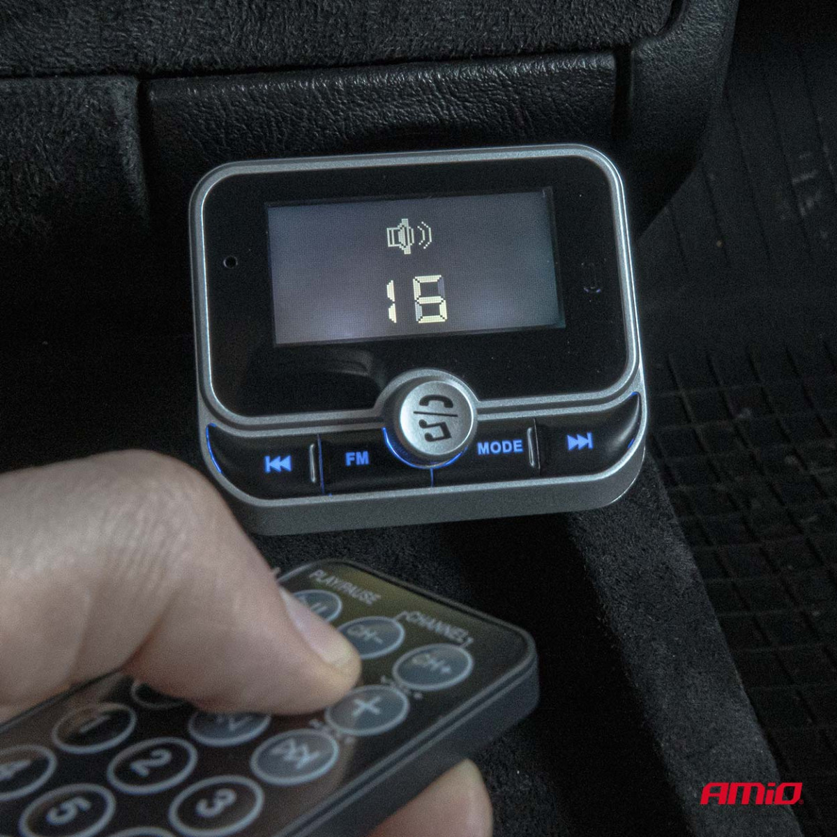Car FM transmitter with remote control, 2×USB-A 12V 24V AMIO-04657