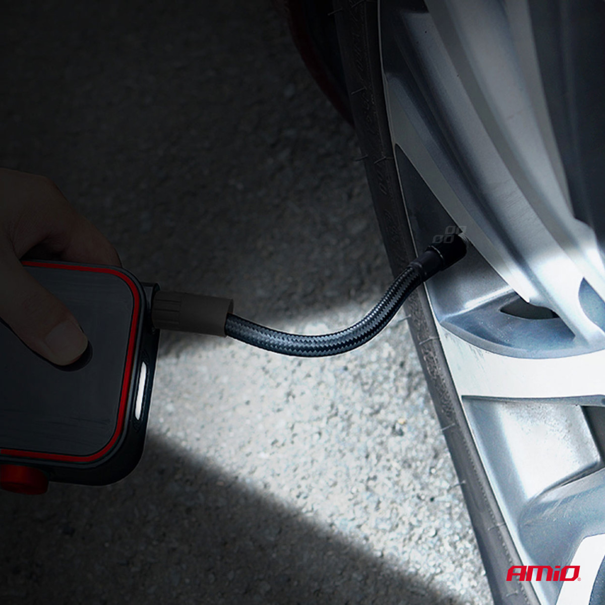 Wireless car compressor 40W with powerbank AMIO-03690