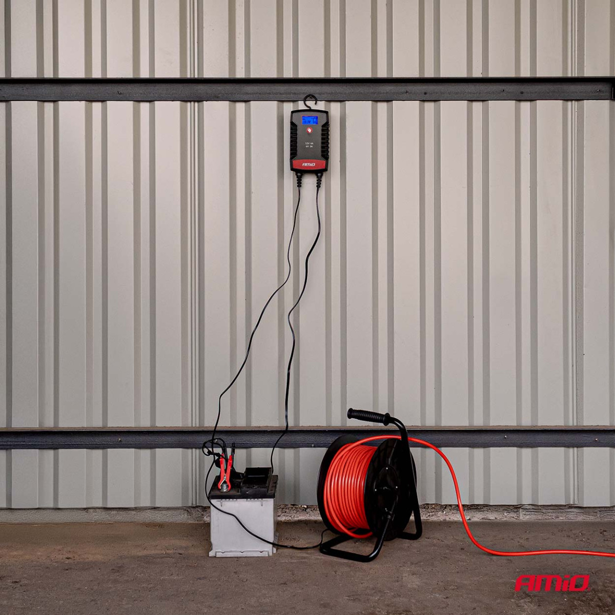 Digital battery charger AGM/GEL/LiFePO4 6A 6/12V PRO HOOK AMIO-04532