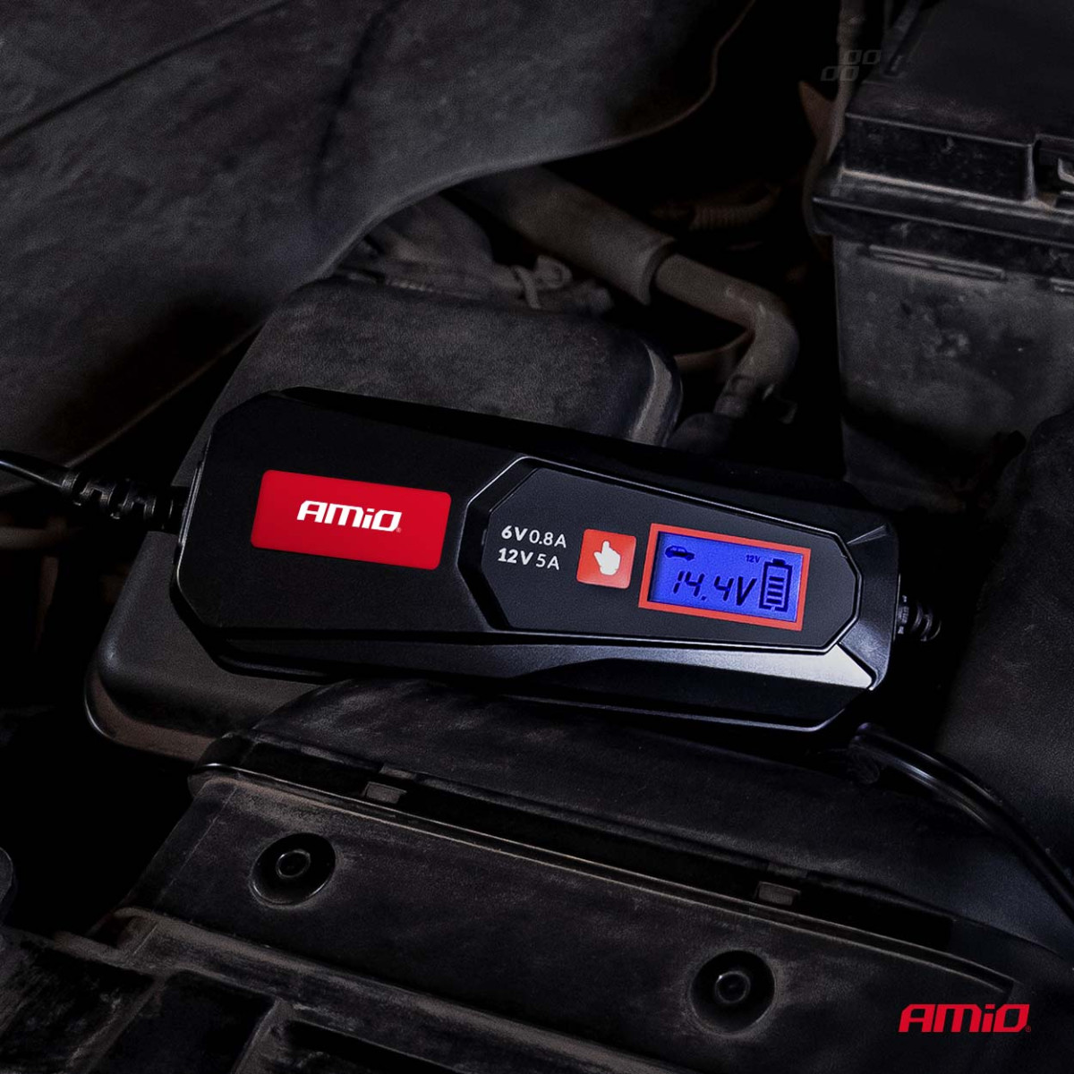 Digital battery charger LEAD ACID/STD/GEL/AGM/LiFePO4 5A 6/12V AMIO-04522