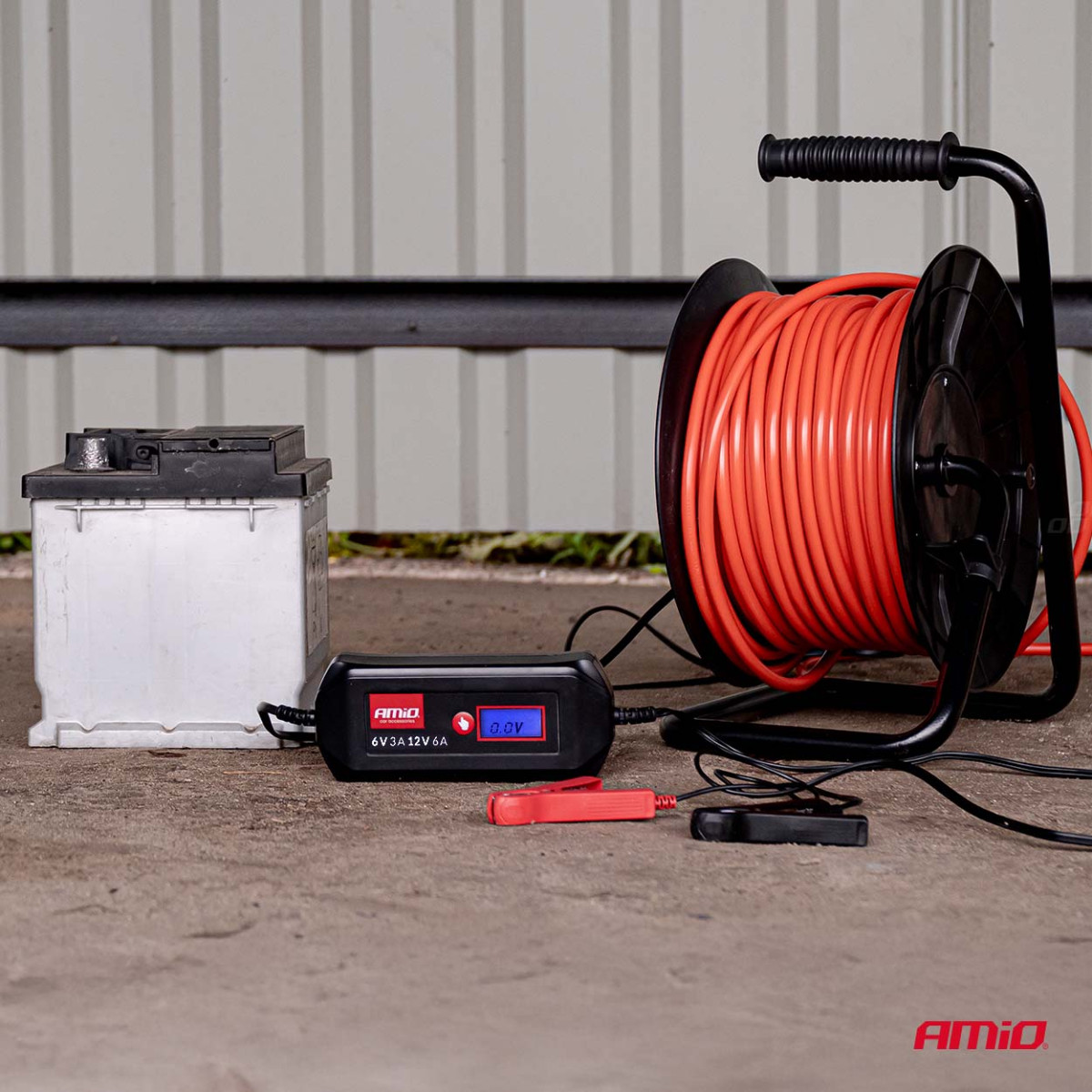 Digital battery charger STD/GEL/AGM/WET 6A 6/12V AMIO-04524