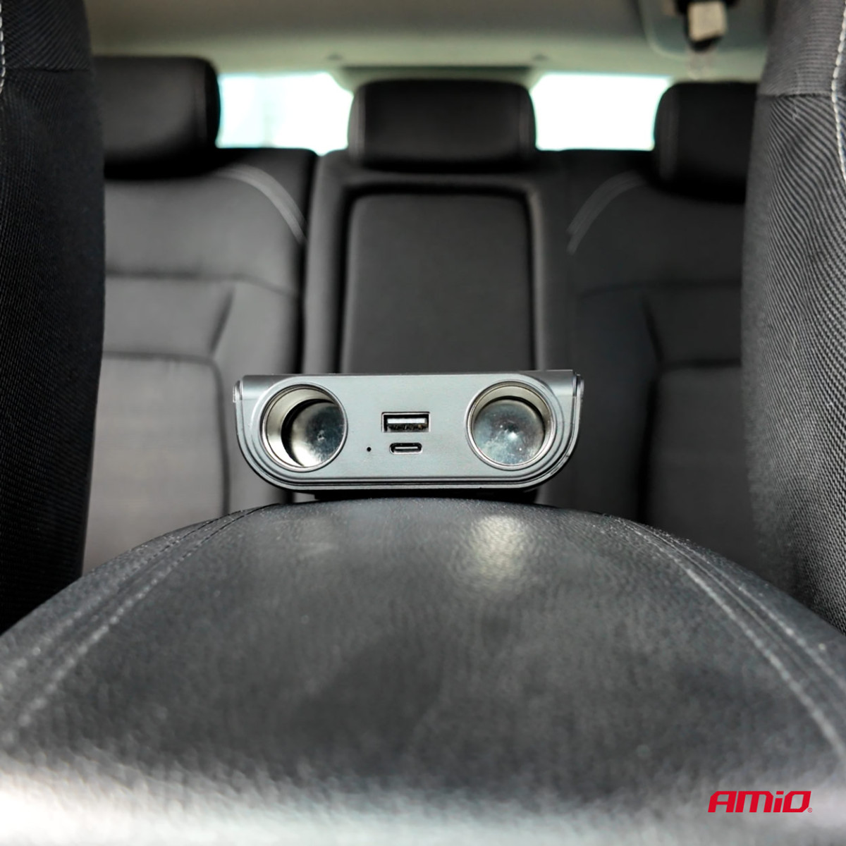 Socket splitter 12/24V with USB-C USB-A QC3.0 PD3.0 120W AMIO-04837