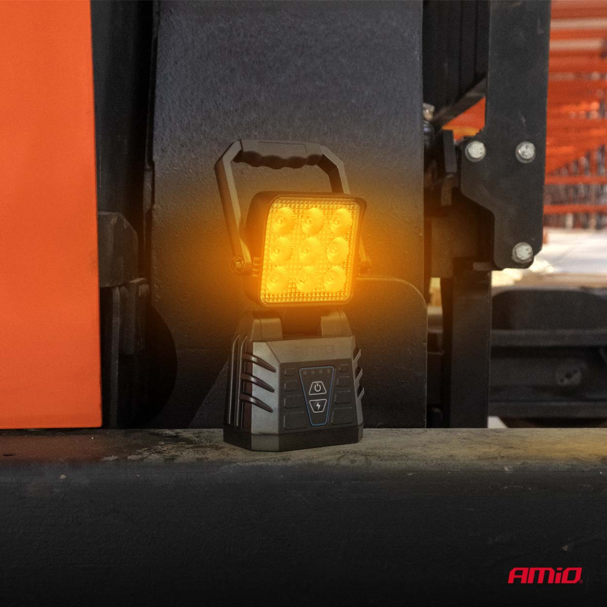 Portable LED work and warning lamp 15W (BATT) AMIO-04865