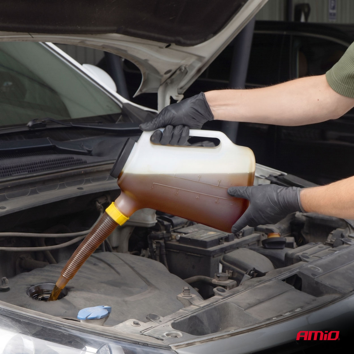 Oil filling canister, 5 l, AMIO-04923