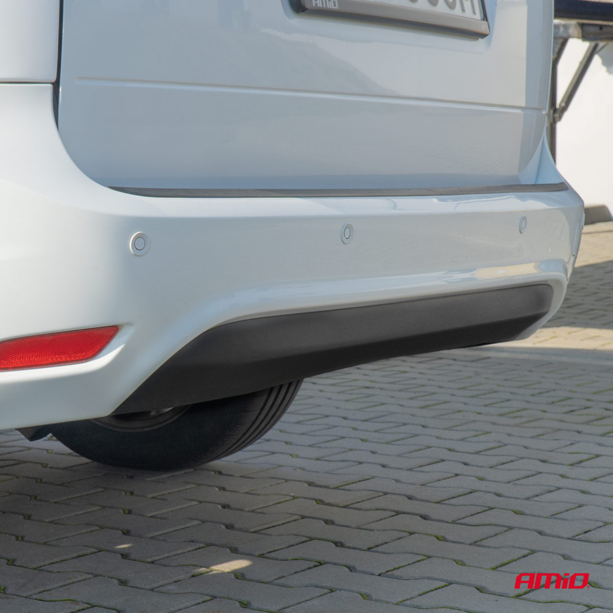 Parking assistance system LED-GRAF, 4 white sensors 22 mm AMIO-01563