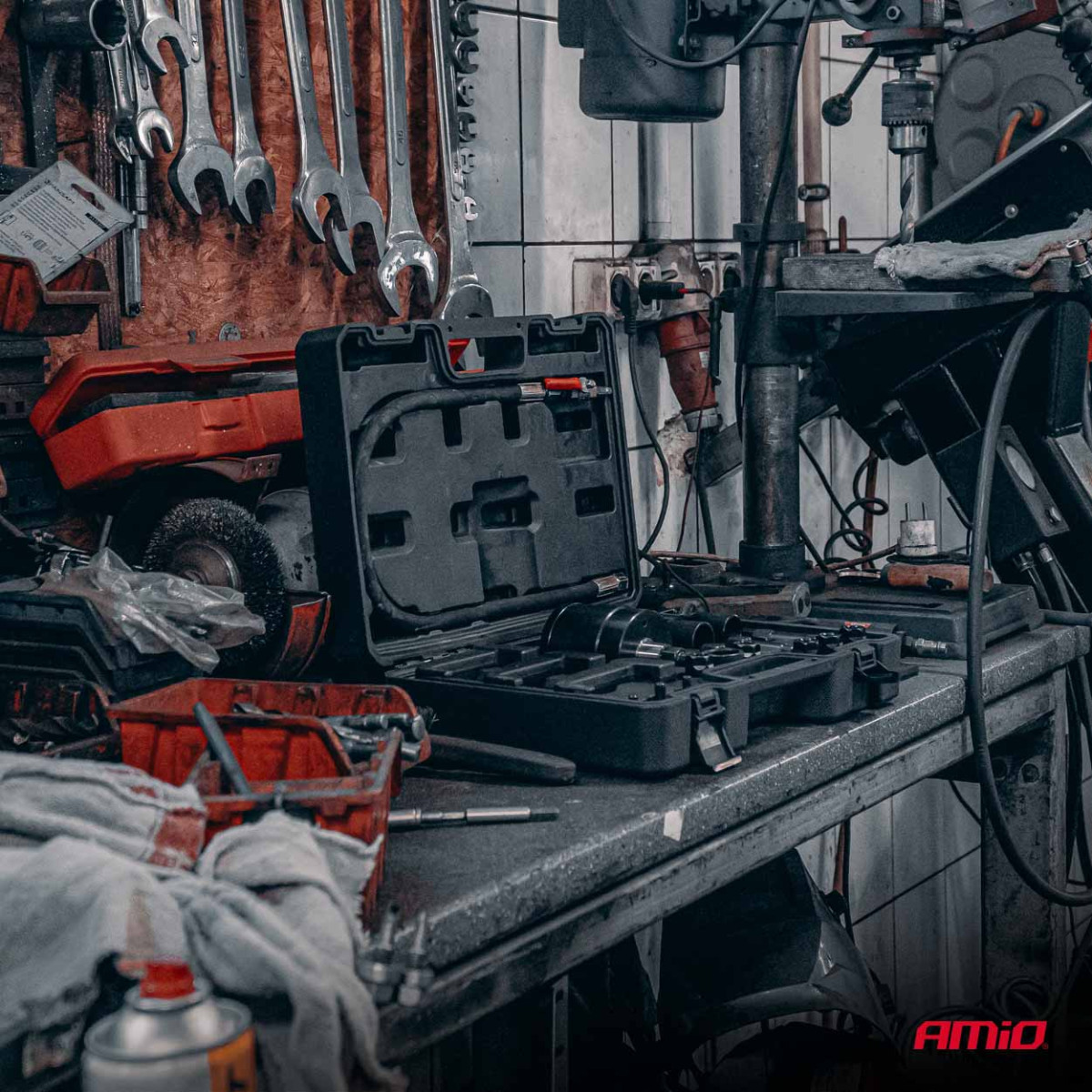 Pneumatic diesel injector puller set, 24 pcs. AMIO-04775