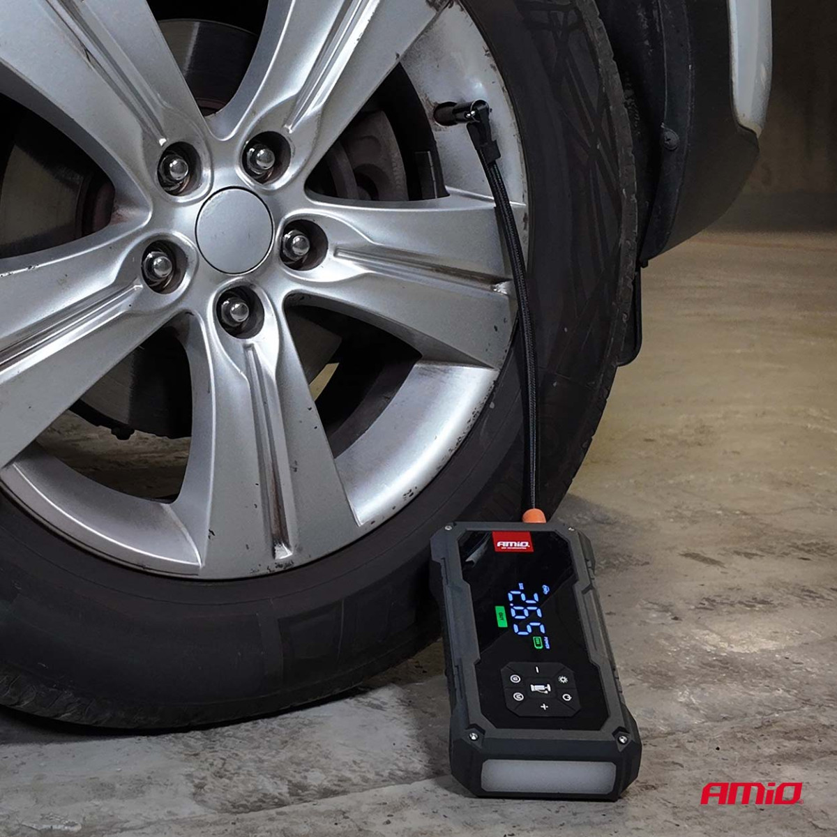 4in1 Car Jump Starter/LED/Compressor/Powerbank 12V 7.2Ah 600A PRO AMIO-04674