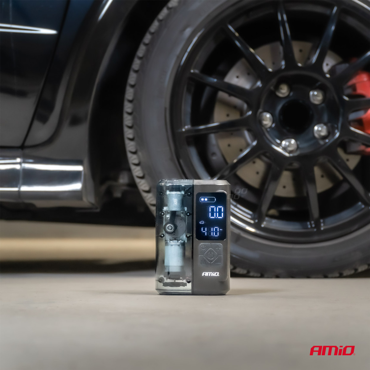 Wireless car compressor 40 W with LED, powerbank and USB-C, AMIO-04378