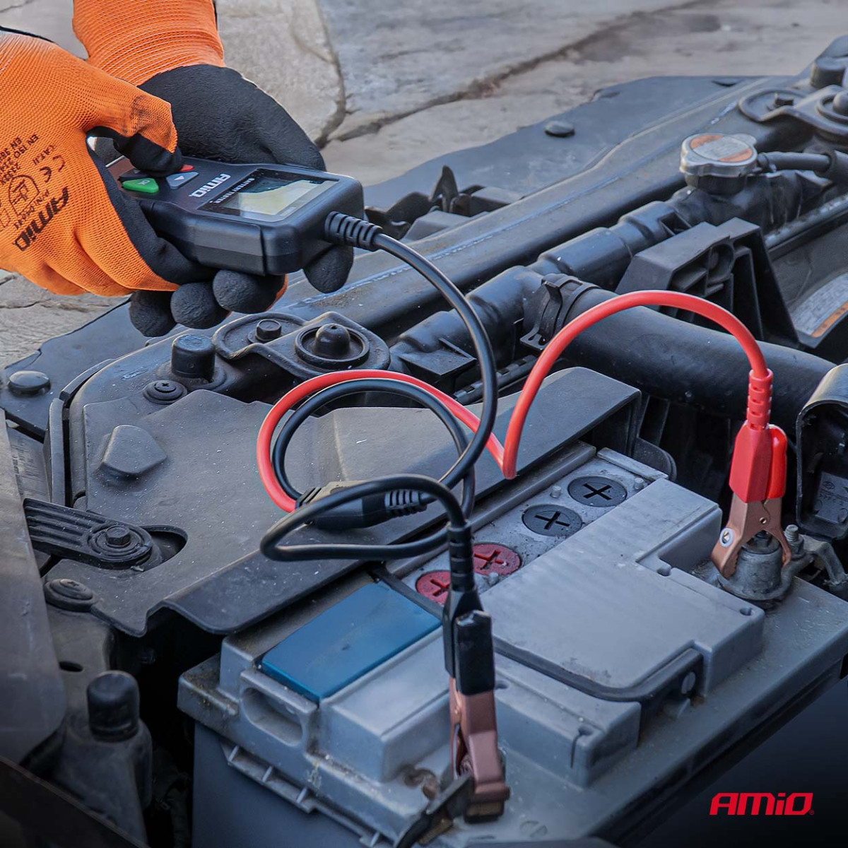 Professional digital battery tester, 2-220 Ah, 6 V / 12 V / 24 V, AMIO-04920