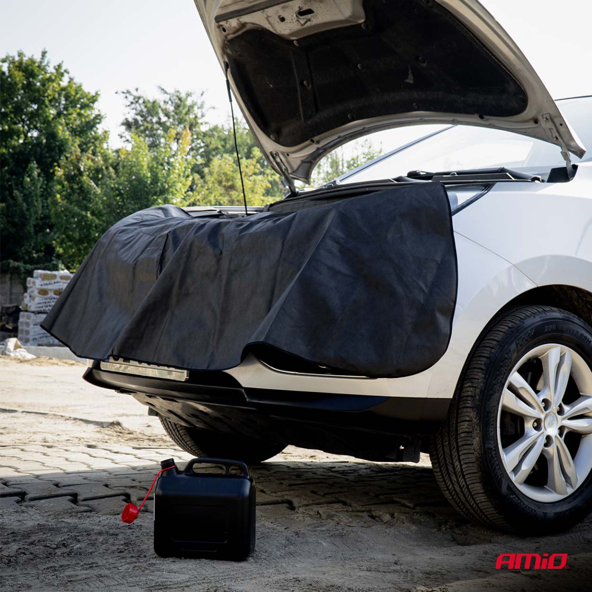 Protective service cover for the front of the car