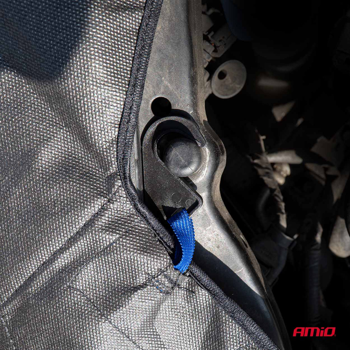 Protective service cover for the front of the car