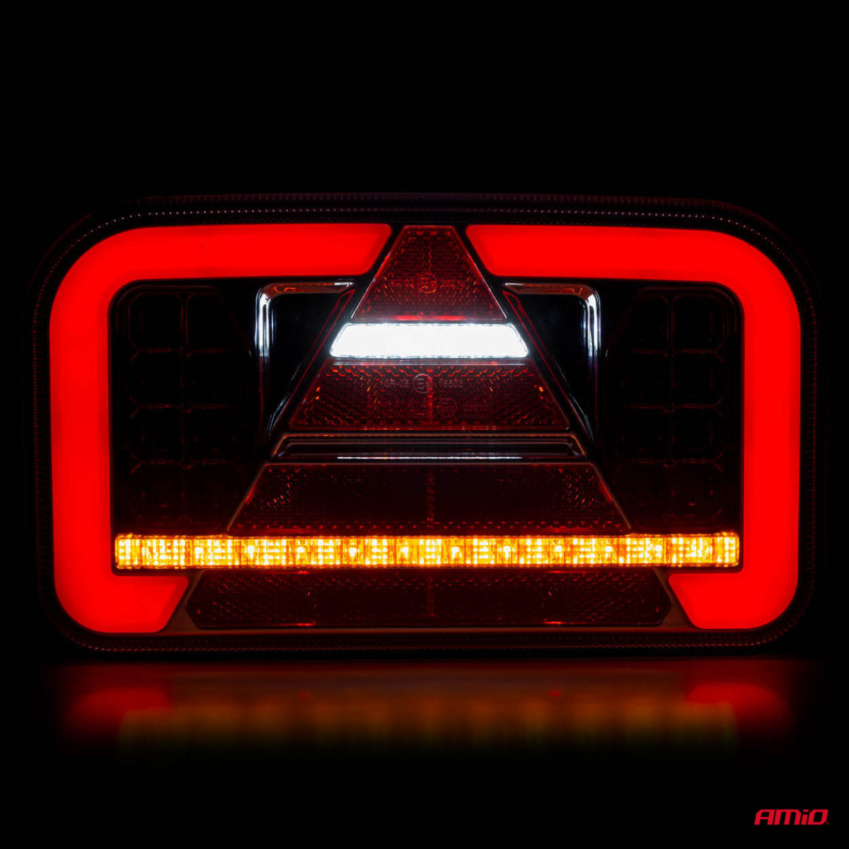 LED Combination rear lamp AMiO RCL-03-R dynamic, right
