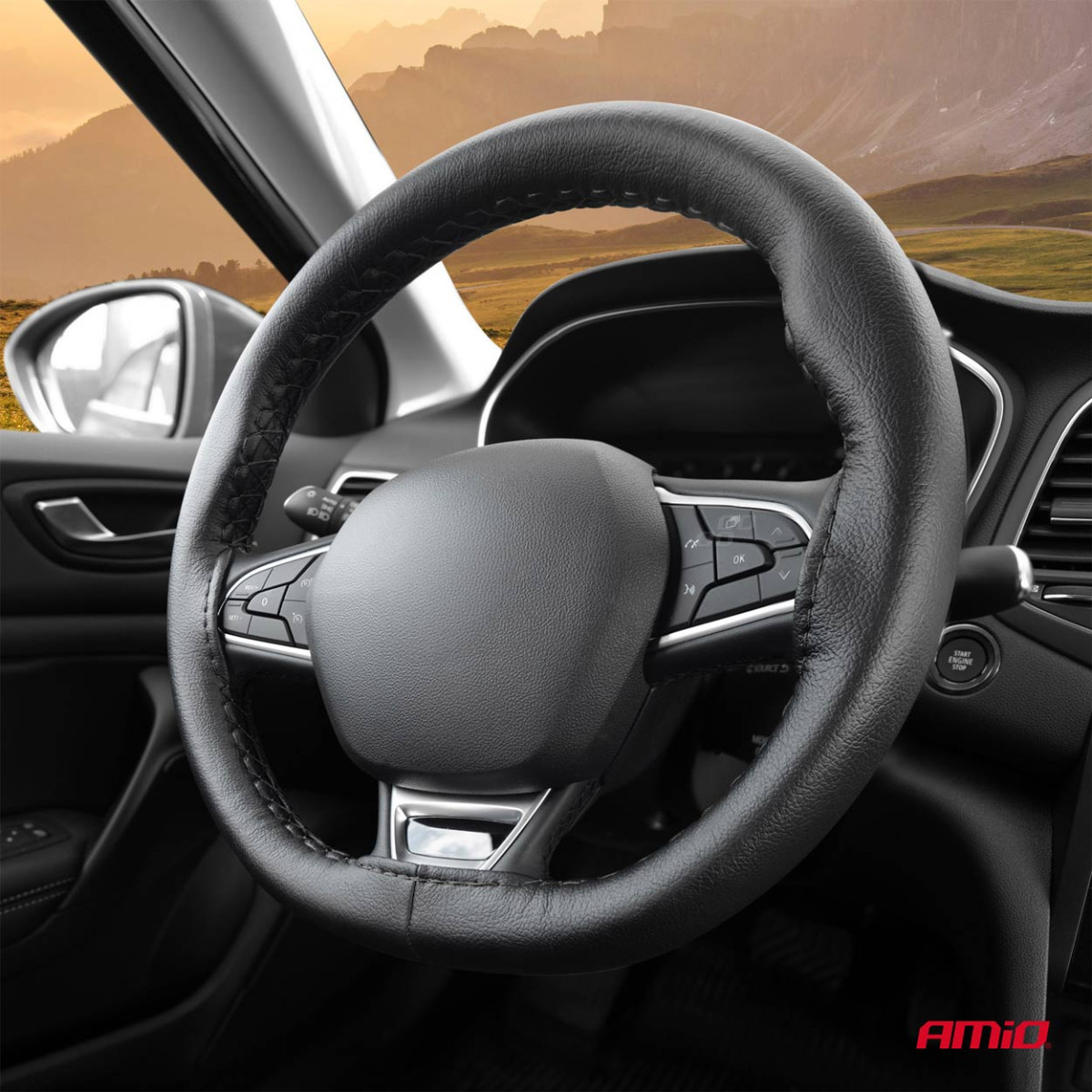 Steering wheel cover with needle and thread 38-39 cm - black / black stitching