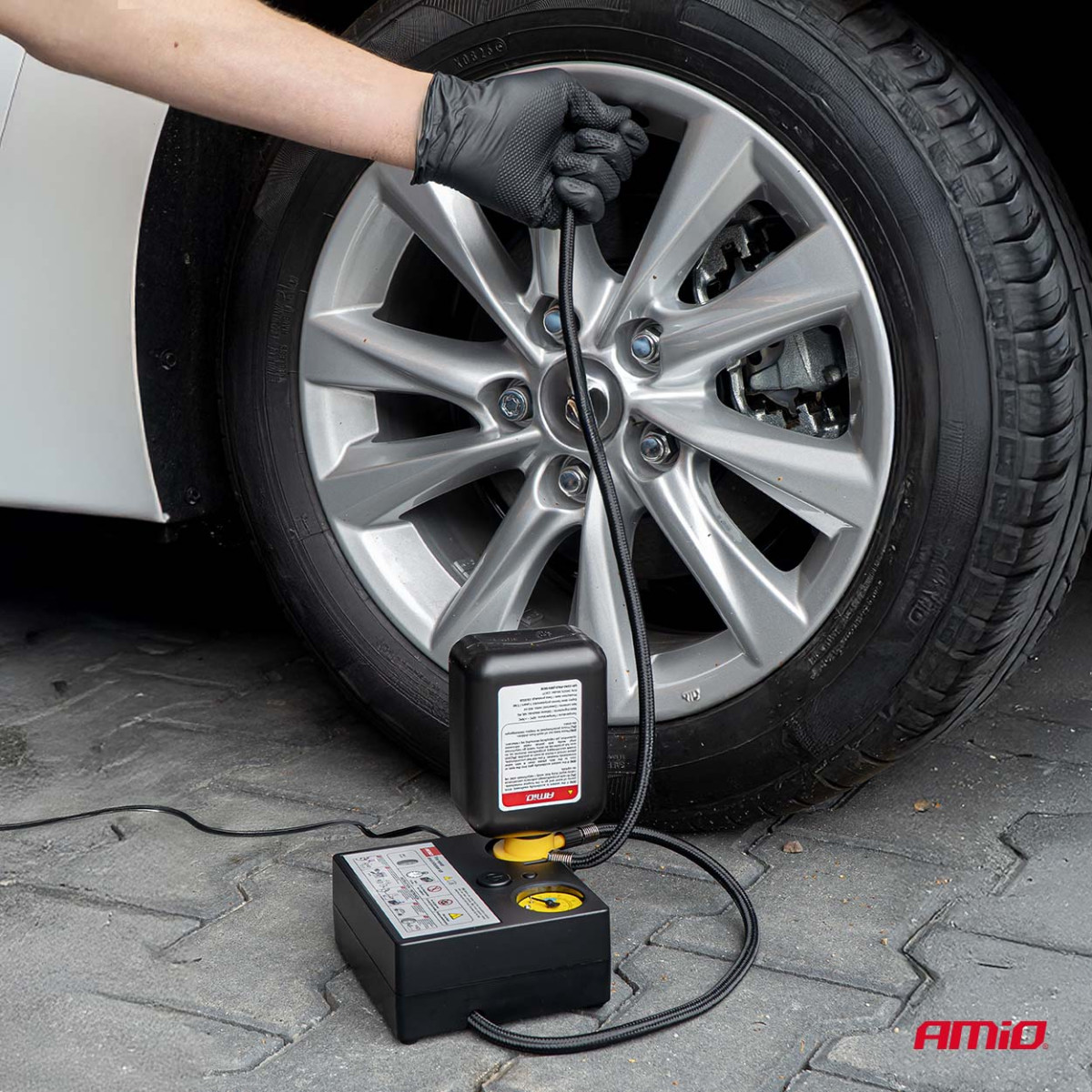 Tire repair kit with compressor, 12 V, 19 mm, AMIO-04929