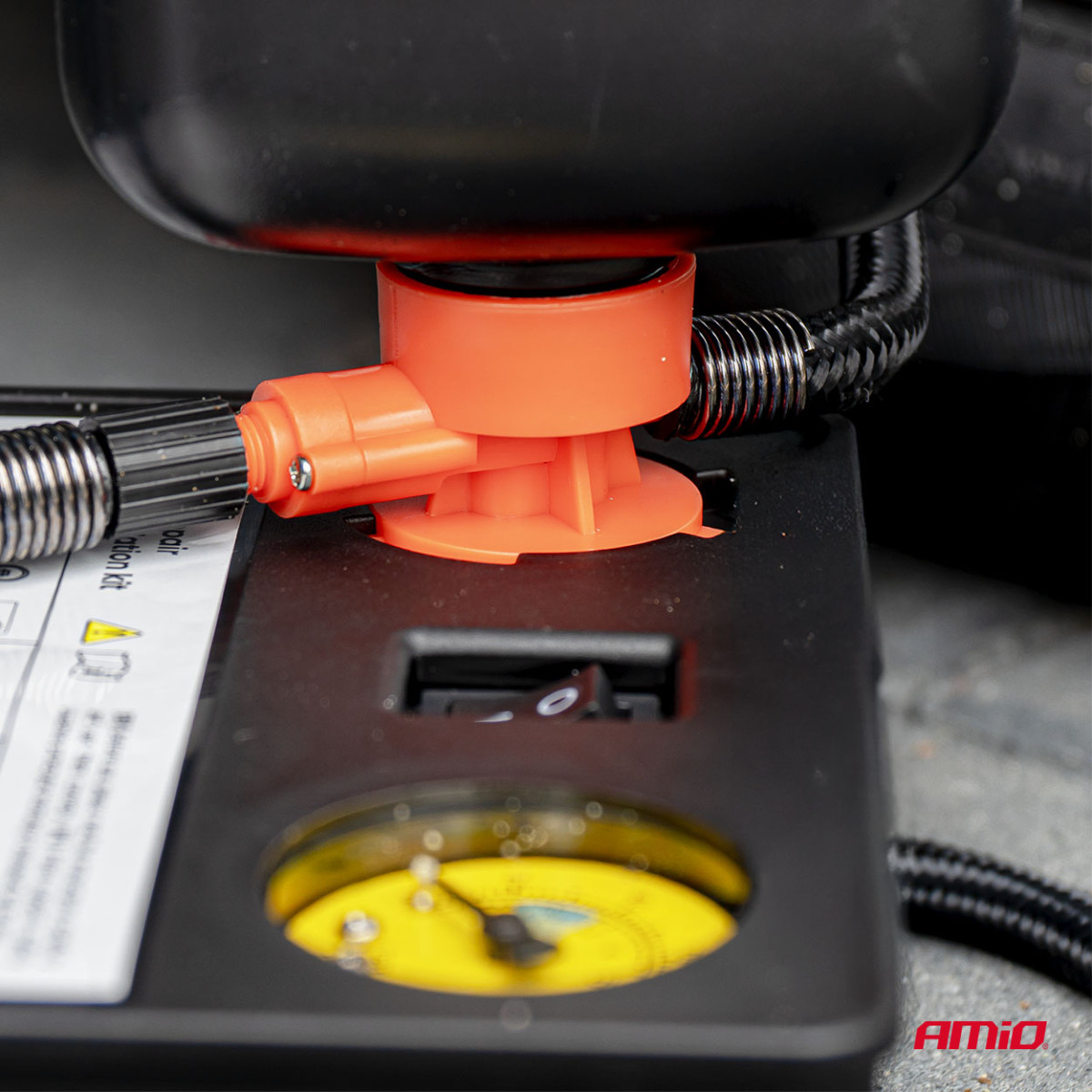 Tire repair kit with compressor, 12 V, 31 mm, AMIO-04930