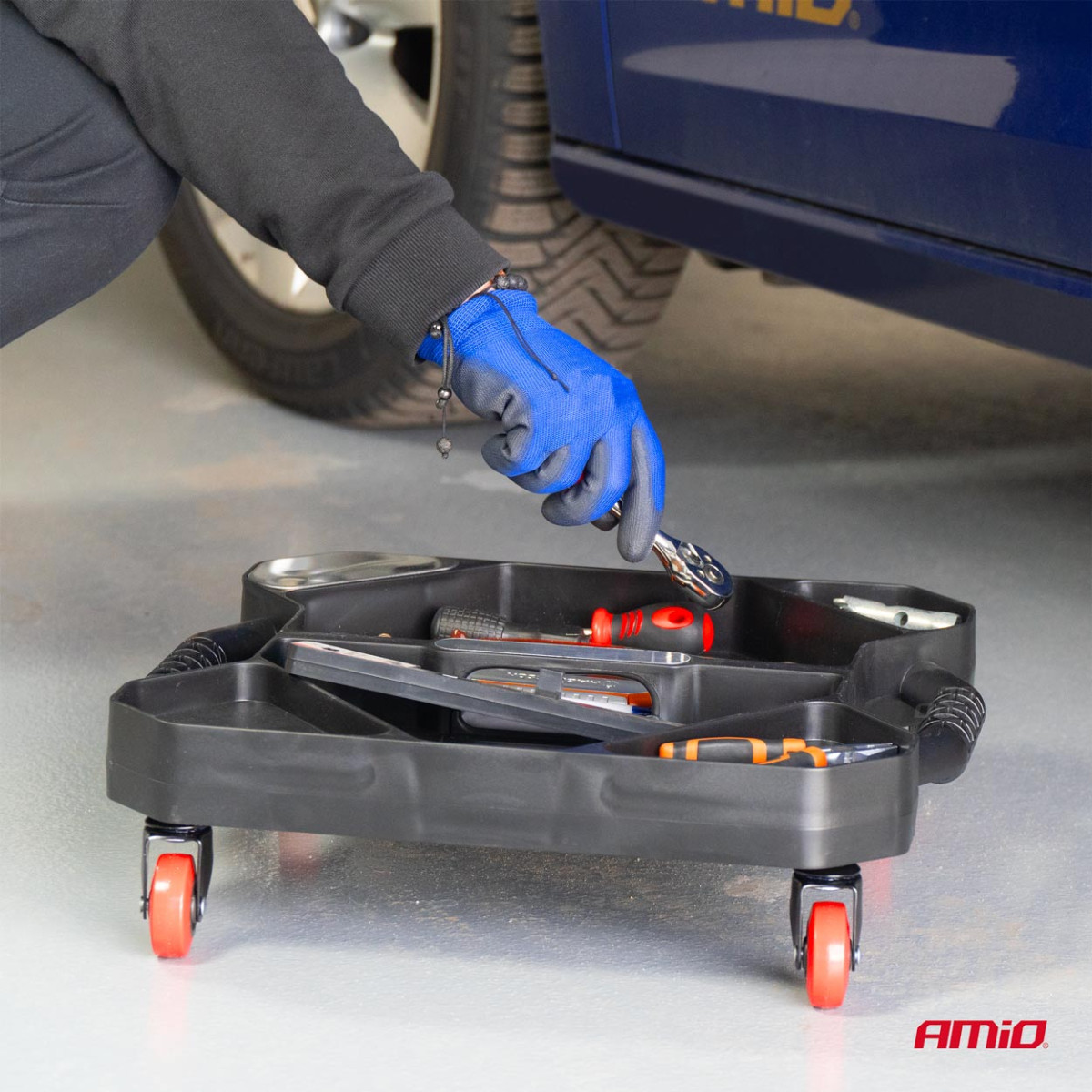 Tool trolley on wheels AMIO-04265