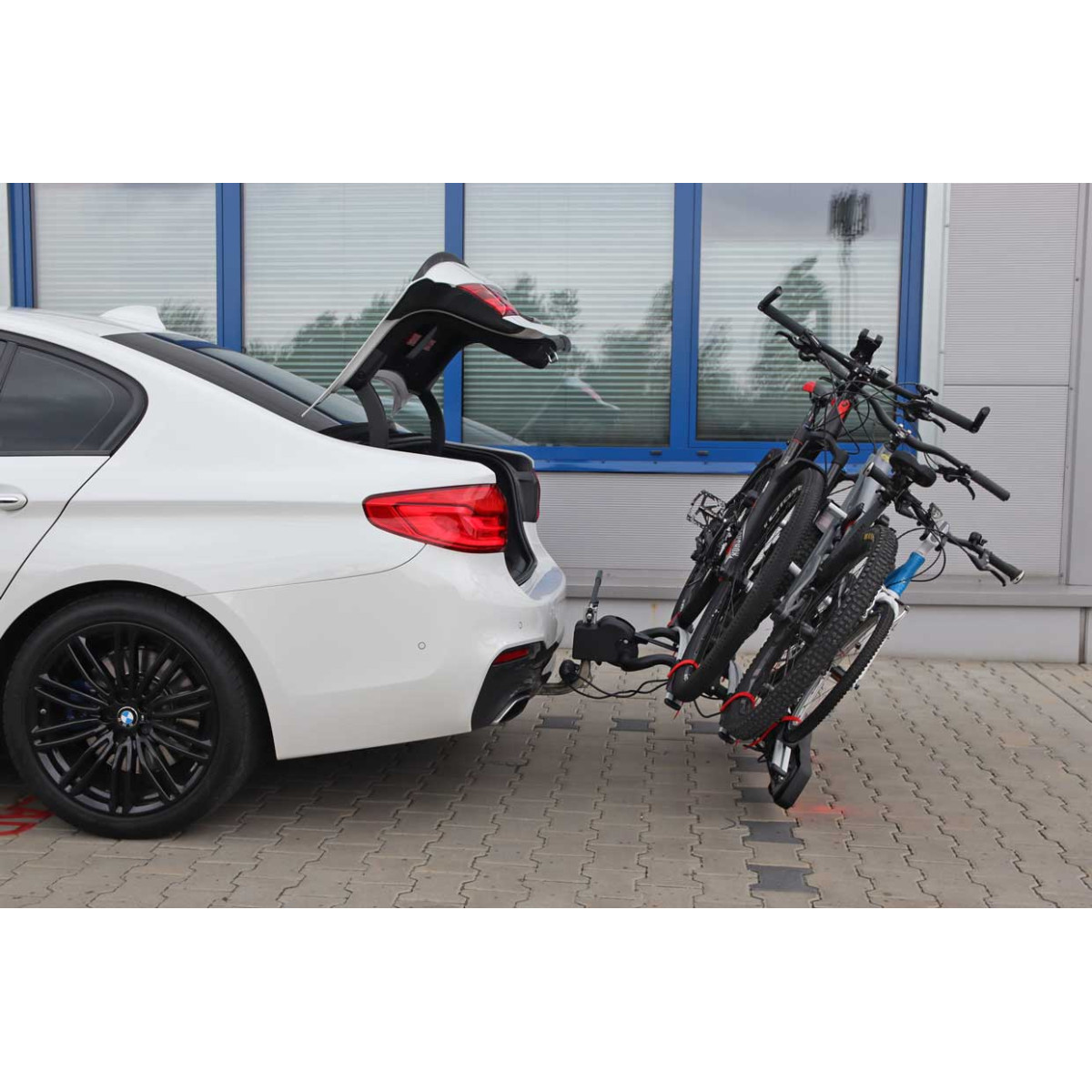 Car bike rack on hook, for 3 bikes TBC-01/3