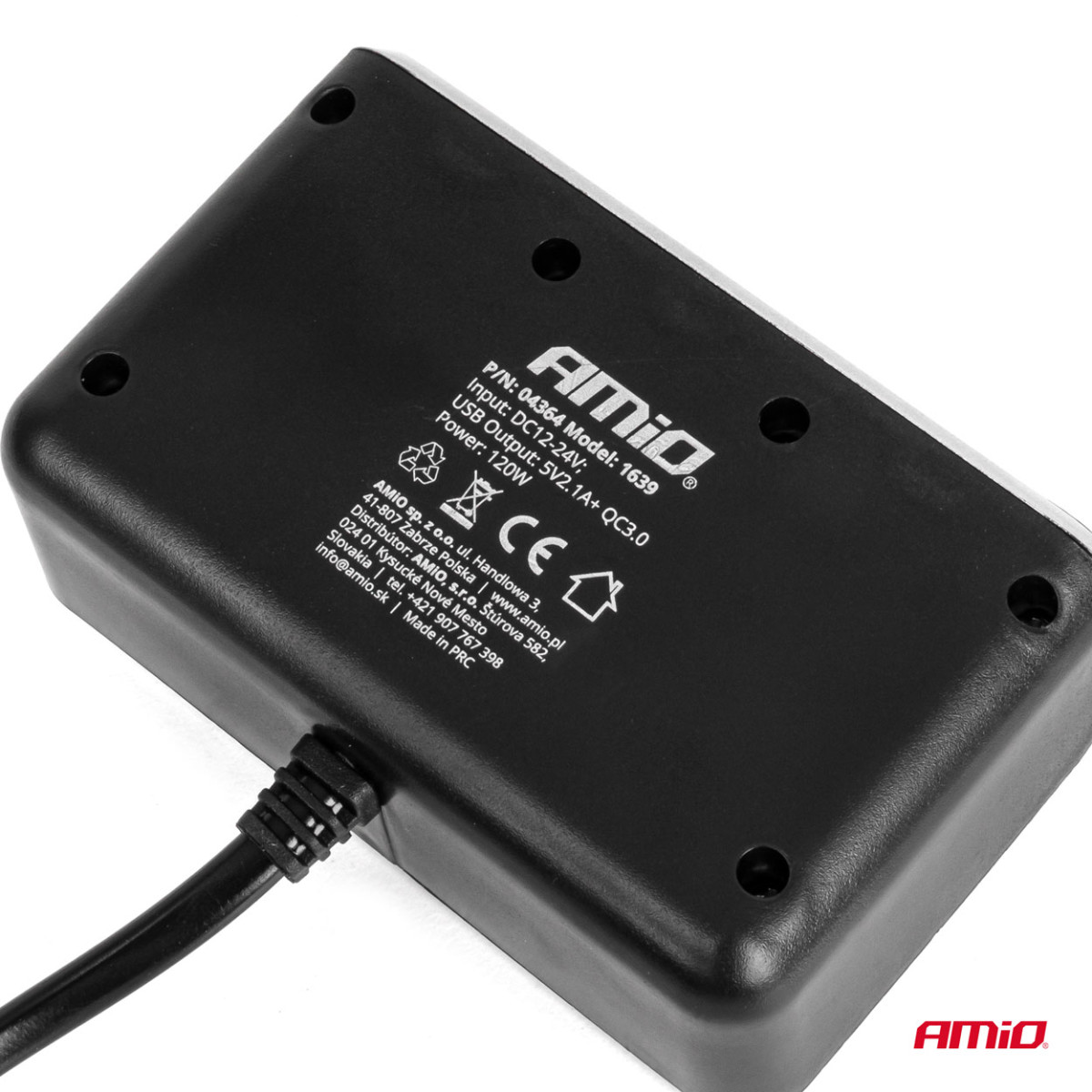 Three-socket extension cord with charger and digital display 2x USB-A QC 3.0 12/24V 120W 80 cm AMIO-04364