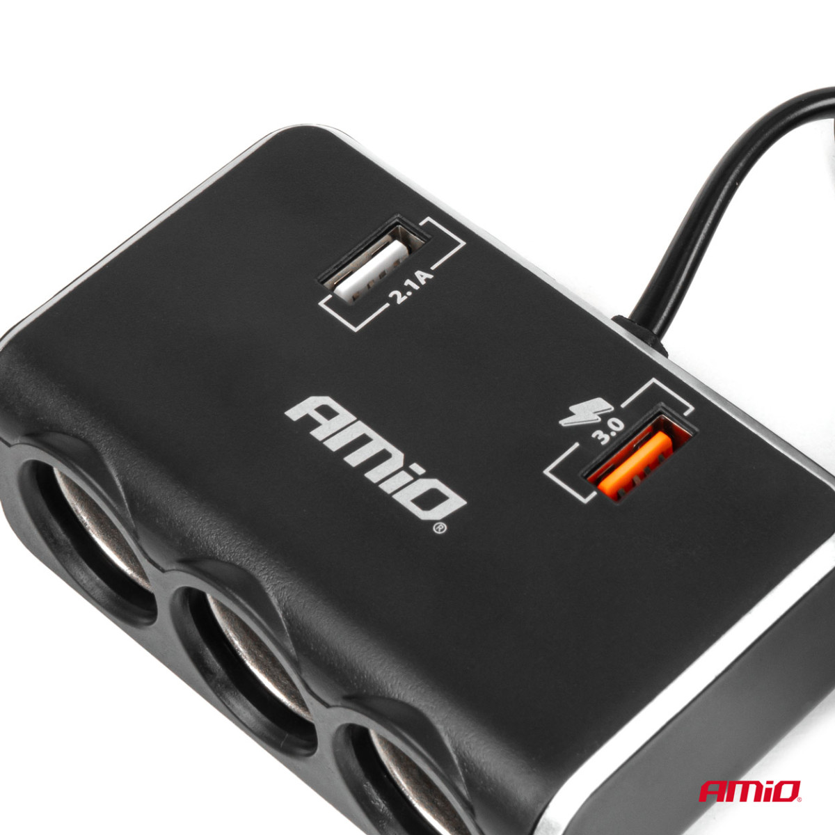 Three-socket extension cord with charger and digital display 2x USB-A QC 3.0 12/24V 120W 80 cm AMIO-04364